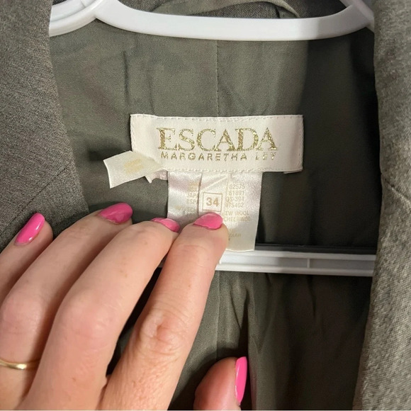 Escada Vintage Gray Button Down Long Wool Pocketed Blazer, Women’s Size 4 - Picture 7 of 10